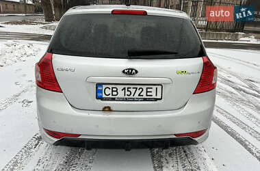 Хэтчбек Kia Ceed 2010 в Чернигове