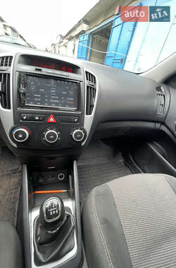Универсал Kia Ceed 2011 в 