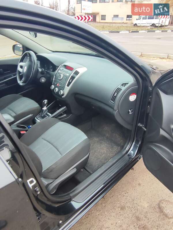 Универсал Kia Ceed 2010 в Кривом Роге фото 14 Универсал Kia Ceed 2010 в Кривом Роге