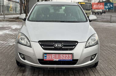 Хетчбек Kia Ceed 2009 в Рівному