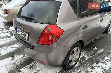 Хетчбек Kia Ceed 2007 в Ужгороді