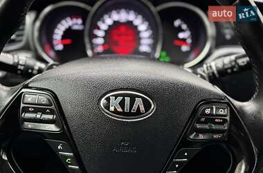 Хетчбек Kia Ceed 2013 в Києві