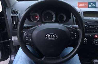 Хетчбек Kia Ceed 2008 в Запоріжжі