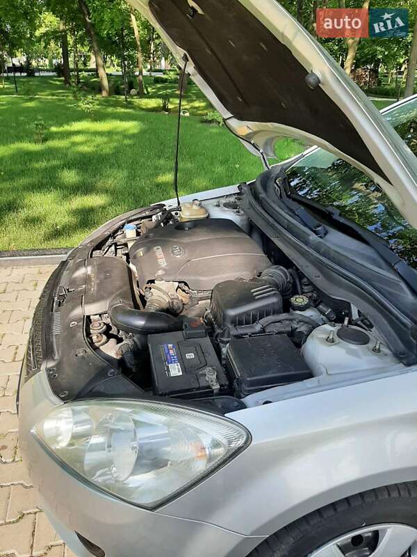 Хэтчбек Kia Ceed 2006 в Александрие