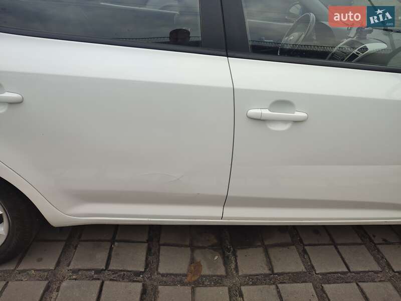 Універсал Kia Ceed 2008 в Броварах