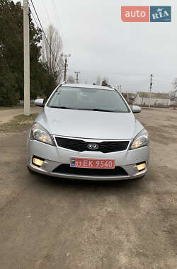 Универсал Kia Ceed 2010 в Вознесенске