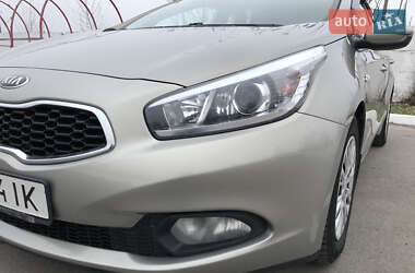 Универсал Kia Ceed 2013 в Днепре