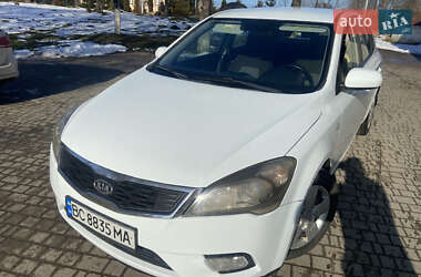 Хетчбек Kia Ceed 2011 в Львові