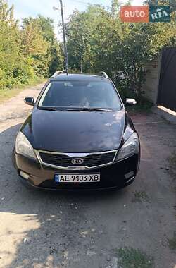 Універсал Kia Ceed 2010 в Дніпрі