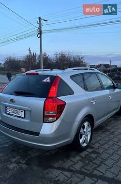 Хэтчбек Kia Ceed 2009 в Черновцах