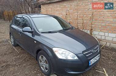 Хетчбек Kia Ceed 2008 в Києві