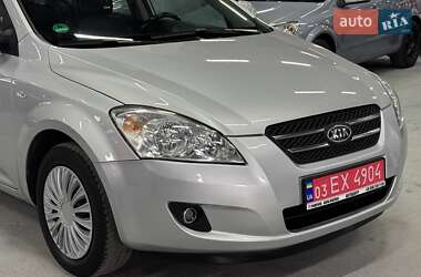 Універсал Kia Ceed 2009 в Кам'янському