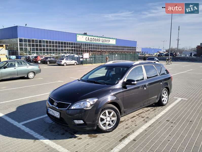 Универсал Kia Ceed 2010 в Сумах