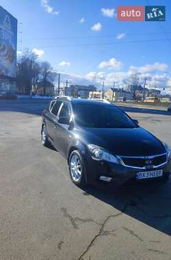 Універсал Kia Ceed 2010 в Житомирі