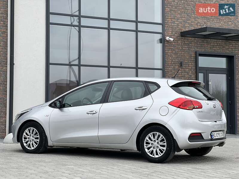 Хэтчбек Kia Ceed 2012 в Тернополе