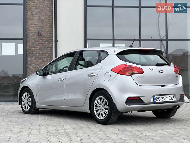 Хэтчбек Kia Ceed 2012 в Тернополе