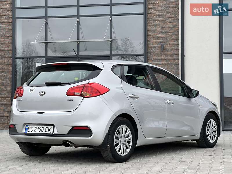 Хэтчбек Kia Ceed 2012 в Тернополе