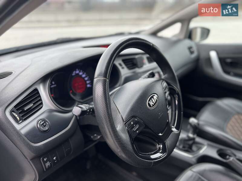 Хэтчбек Kia Ceed 2012 в Тернополе