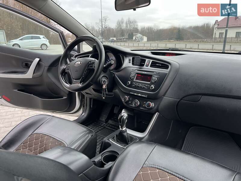 Хэтчбек Kia Ceed 2012 в Тернополе