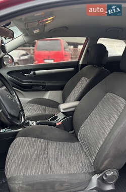 Хетчбек Kia Ceed 2008 в 