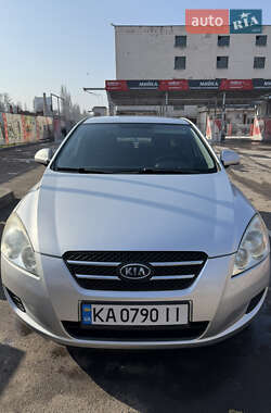 Хэтчбек Kia Ceed 2007 в Киеве