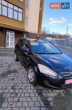 Универсал Kia Ceed 2008 в Дубно