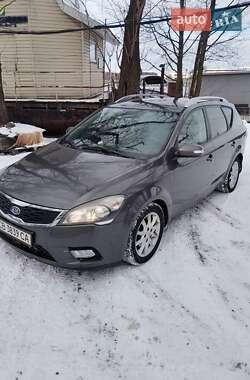 Универсал Kia Ceed 2010 в Киеве