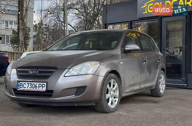 Хэтчбек Kia Ceed 2008 в Львове