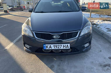 Універсал Kia Ceed 2010 в Житомирі