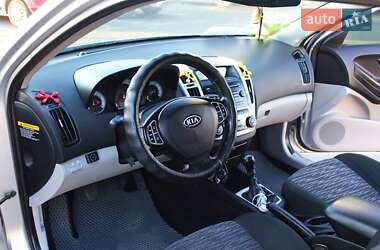 Хэтчбек Kia Ceed 2008 в Одессе