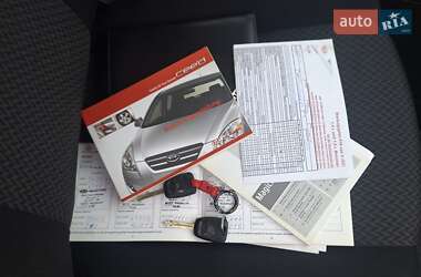 Хэтчбек Kia Ceed 2007 в 
