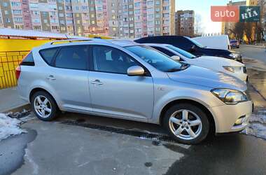 Универсал Kia Ceed 2010 в Чернигове