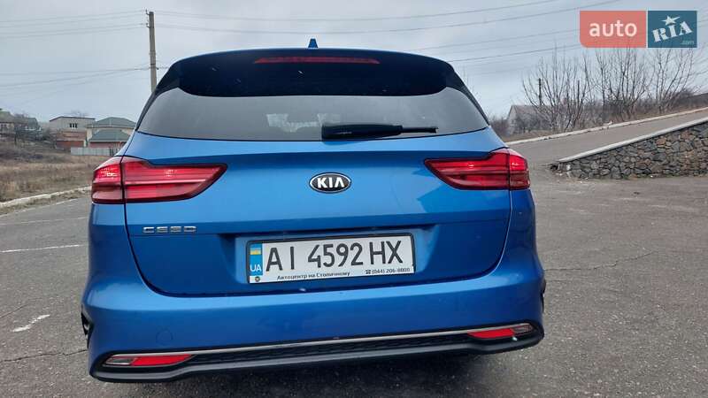 Универсал Kia Ceed 2019 в Обухове