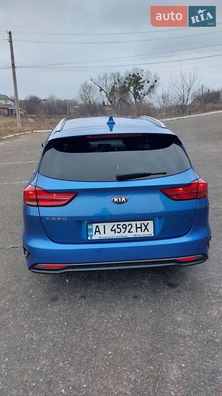 Универсал Kia Ceed 2019 в Обухове