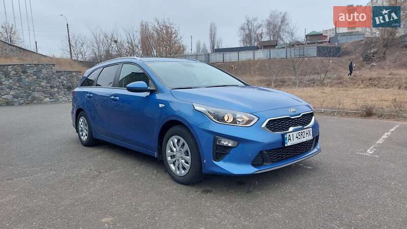 Универсал Kia Ceed 2019 в Обухове