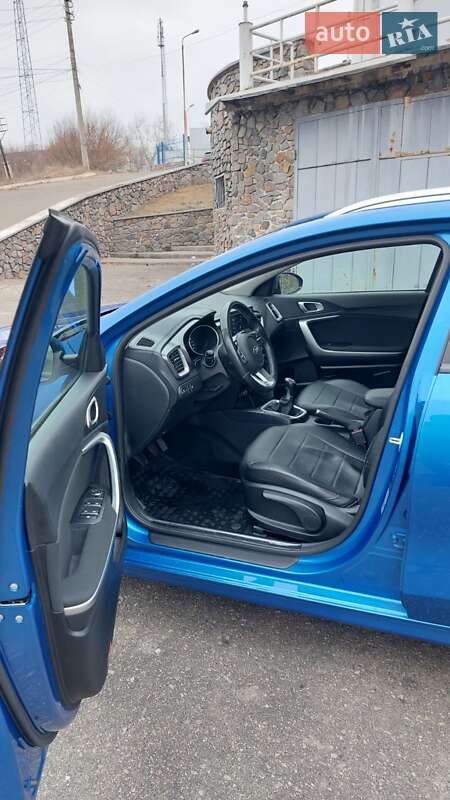 Универсал Kia Ceed 2019 в Обухове фото 5 Универсал Kia Ceed 2019 в Обухове
