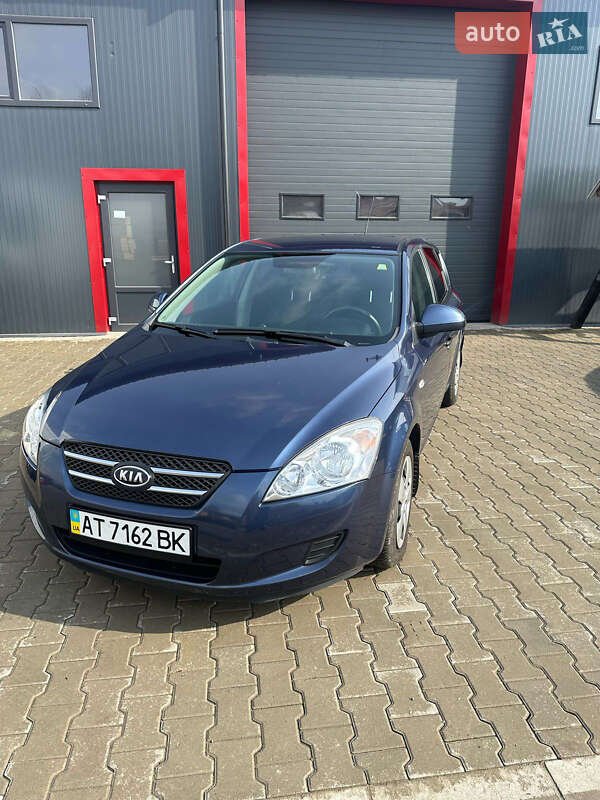 Хэтчбек Kia Ceed 2008 в Тячеве фото 11 Хэтчбек Kia Ceed 2008 в Тячеве