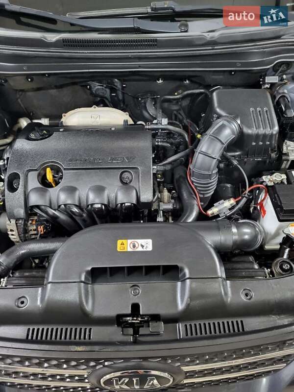 Хэтчбек Kia Ceed 2008 в Львове