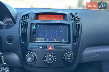 Хэтчбек Kia Ceed 2008 в Ивано-Франковске