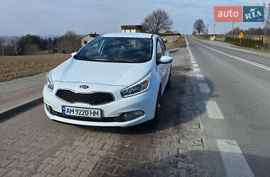 Хэтчбек Kia Ceed 2014 в Львове