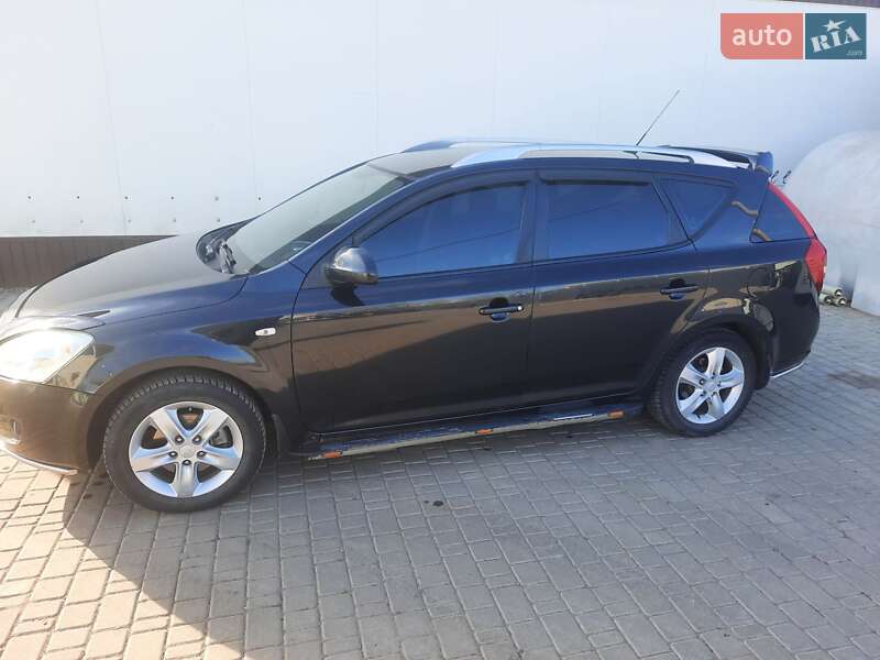 Универсал Kia Ceed 2008 в Первомайске