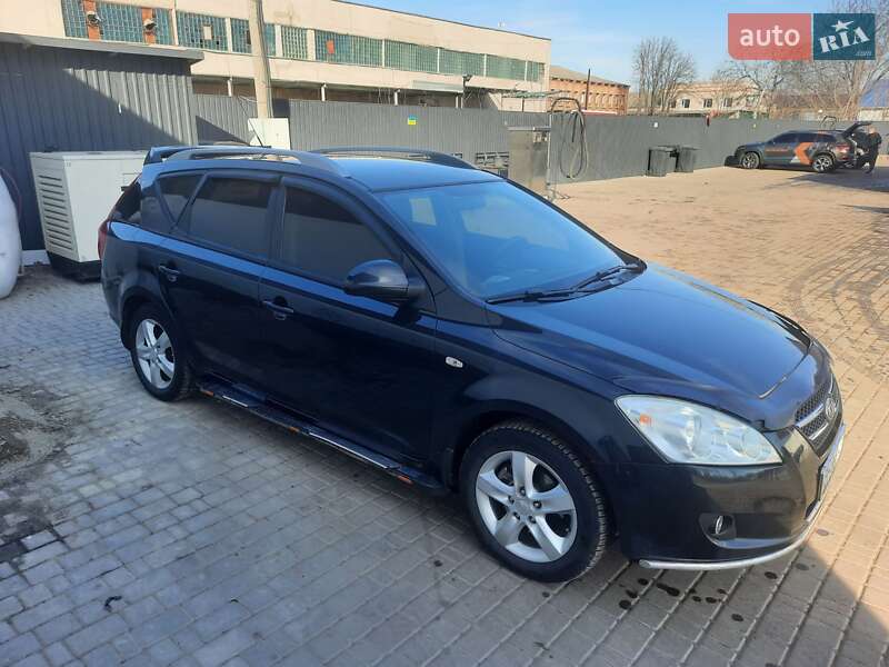 Универсал Kia Ceed 2008 в Первомайске