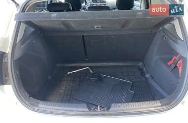 Хэтчбек Kia Ceed 2013 в 