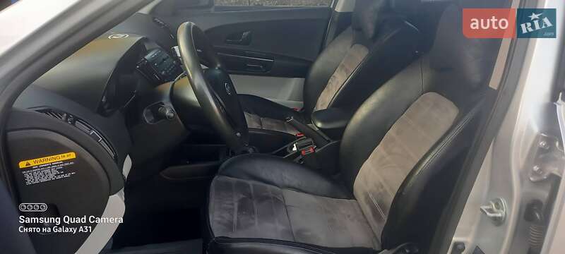 Хэтчбек Kia Ceed 2008 в Черновцах