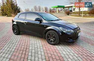 Хетчбек Kia Ceed 2008 в 
