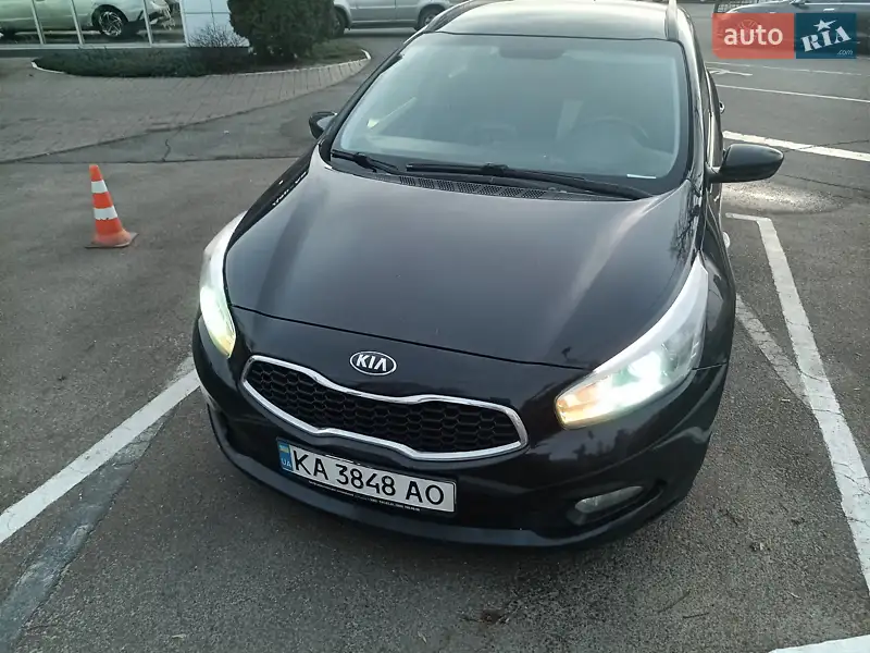 Kia Ceed 2012 VIN U5YHB816ACL224623 фото оголошення 10 з 41