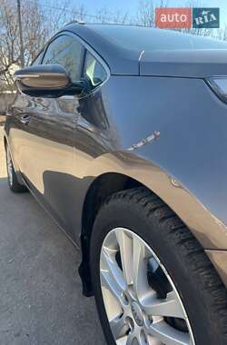 Универсал Kia Ceed 2012 в 