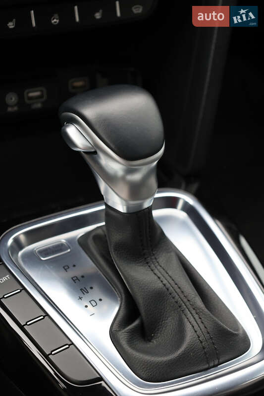 Хэтчбек Kia Ceed 2019 в Львове
