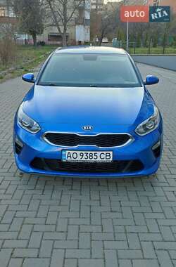 Хетчбек Kia Ceed 2019 в Ужгороді