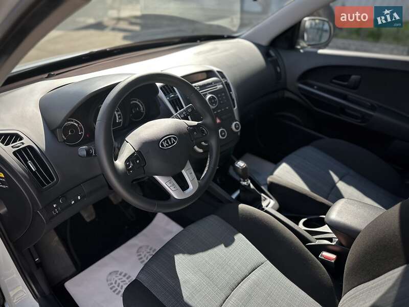 Универсал Kia Ceed 2011 в Сумах